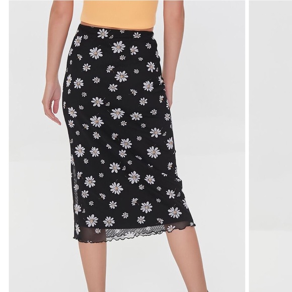 Forever 21 Mesh Floral Print Lettuce-Edge Skirt - Picture 6 of 6